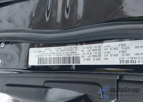 2018 Jeep Grand Cherokee Altitude 4X4 z USA, uszkodzony, nr VIN 1C4RJFAG2JC234627